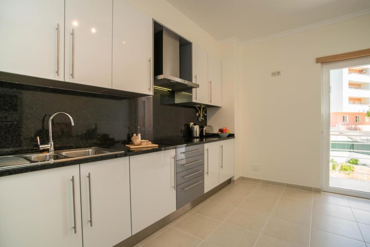 Central Modern 2 Bed Apartment アルマカオ・デ・ペラ エクステリア 写真