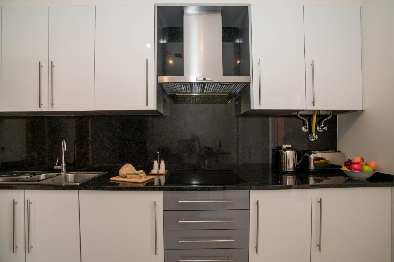 Central Modern 2 Bed Apartment アルマカオ・デ・ペラ エクステリア 写真