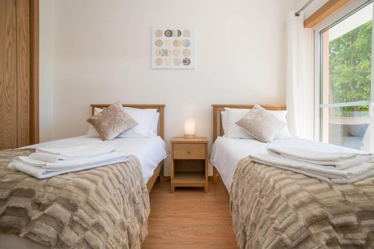 Central Modern 2 Bed Apartment アルマカオ・デ・ペラ エクステリア 写真