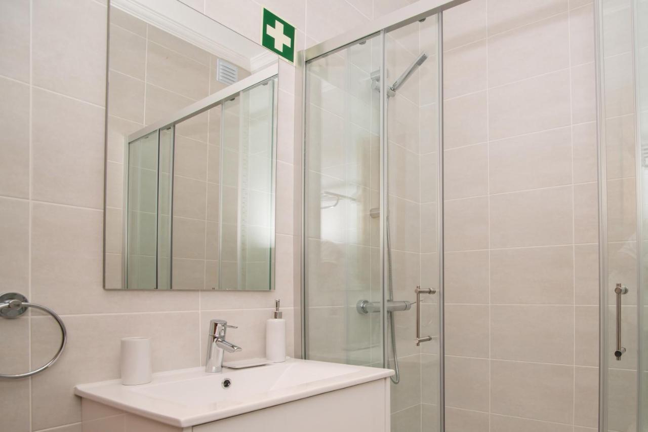 Central Modern 2 Bed Apartment アルマカオ・デ・ペラ エクステリア 写真